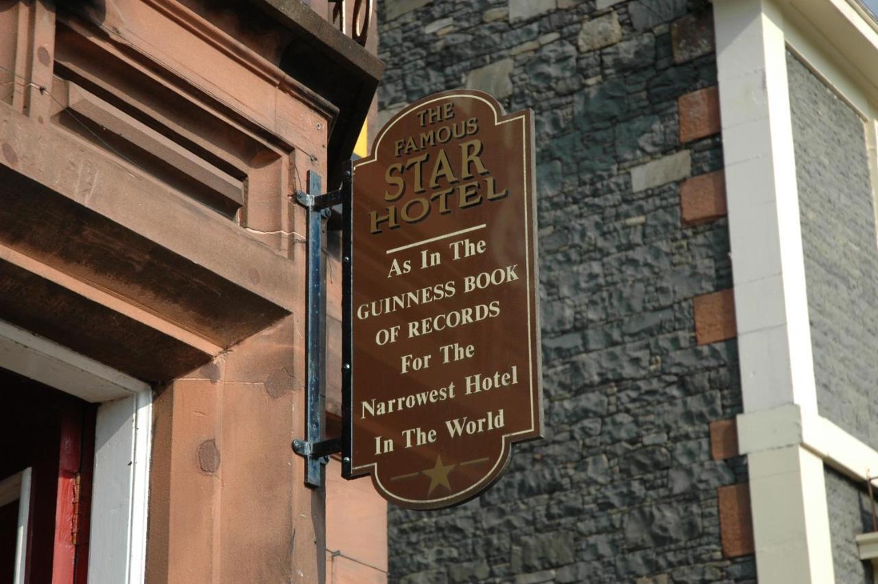 The Famous Star Hotel Moffat Exterior foto